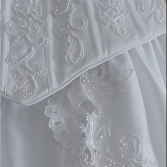 White Wedding Dress - Picture 6 of 10